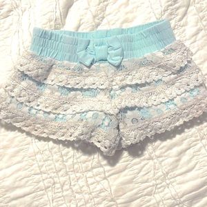 2T lace Disney shorts